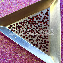 Load image into Gallery viewer, Siam, Non-Hotfix PRECIOSA Crystals Mixed Size Pack SS5/SS7/SS9 150pc