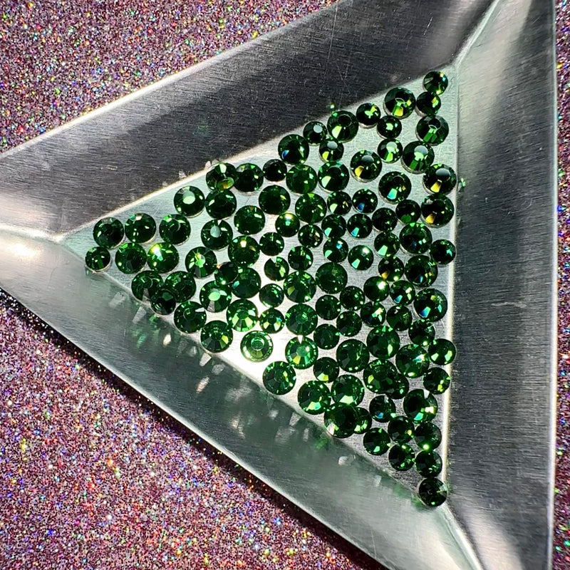 Shamrock, Non-Hotfix PRECIOSA Crystals Mixed Size Pack SS12/SS16 100pc - Crystal Chaos