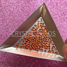 Load and play video in Gallery viewer, Sun, Non-Hotfix PRECIOSA Crystals Mixed Size Pack SS6/SS8/SS10 150pc
