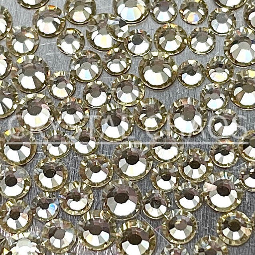 Flatback Crystals, Round, Non-Hotfix PRECIOSA, Blond Flare - Crystal Chaos