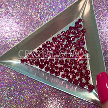 Load and play video in Gallery viewer, Indian Pink, Non-Hotfix PRECIOSA Crystals Mixed Size Pack SS12/SS16 100pc
