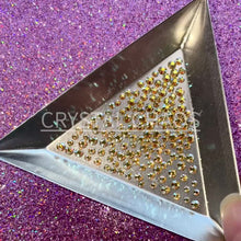 Load and play video in Gallery viewer, Citrine AB, Non-Hotfix PRECIOSA Crystals Mixed Size Pack SS6/SS8/SS10 150pc

