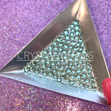 Load and play video in Gallery viewer, Chrysolite, Non-Hotfix PRECIOSA Crystals Mixed Size Pack SS12/SS16 100pc
